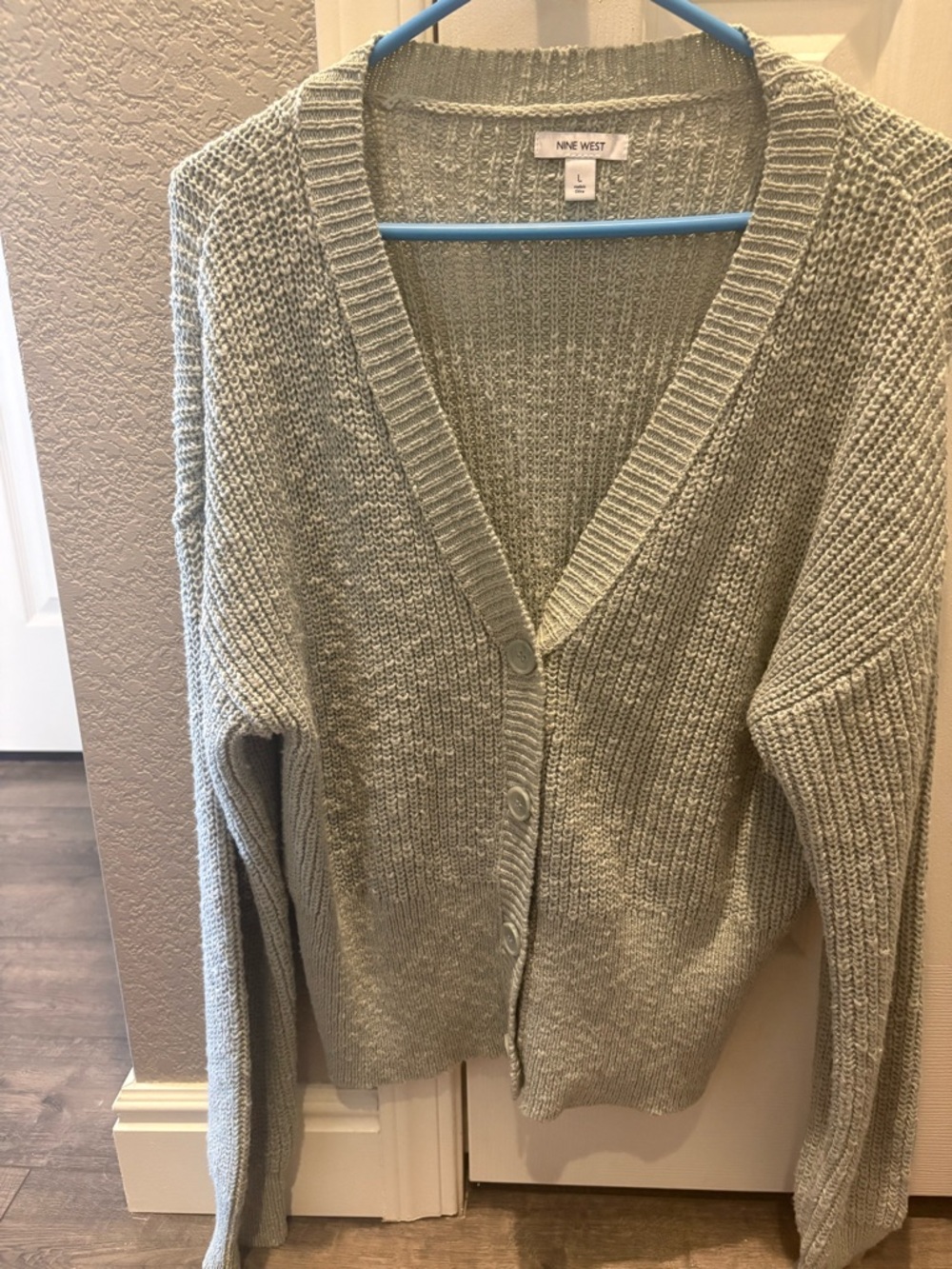 Nine West Light Sage Green V-Neck Button Front Cardigan Never Worn